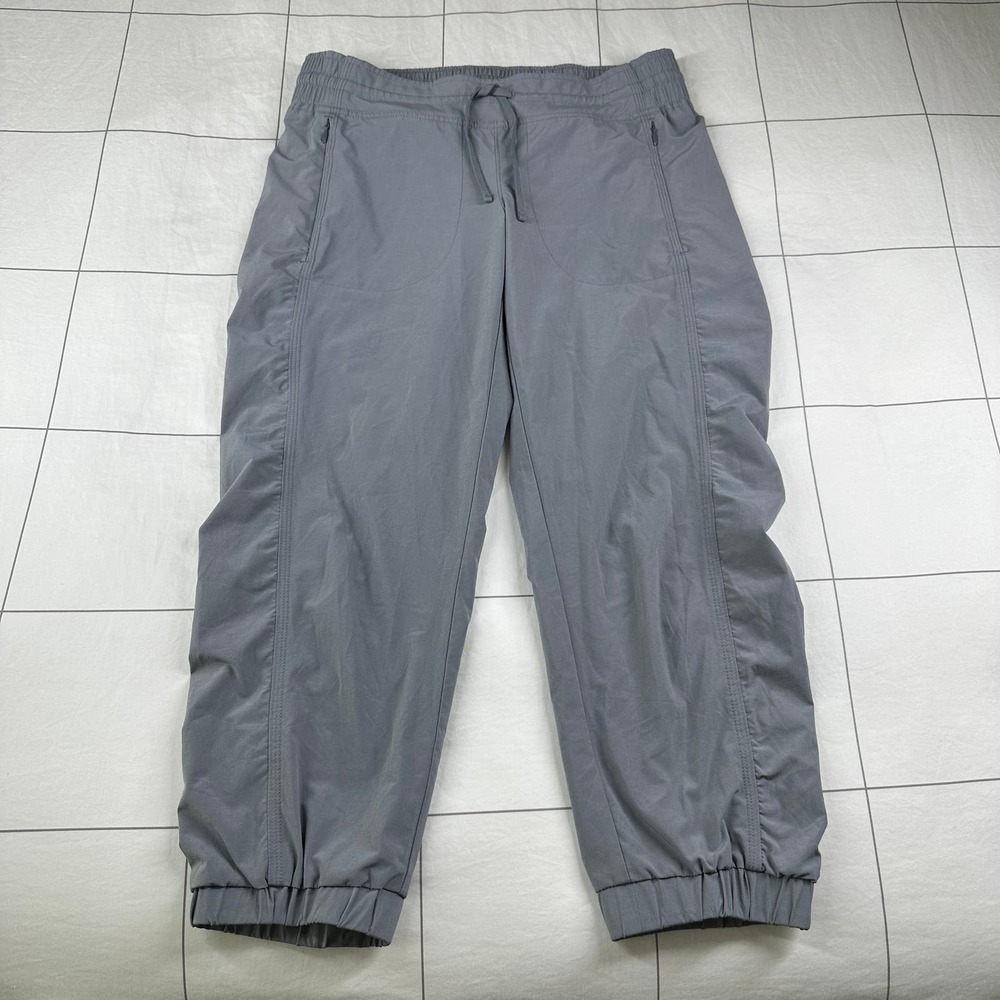 Athleta Pants Womens 4 Gray La Viva Cropped Jogger Hiking Athletic Trail Active